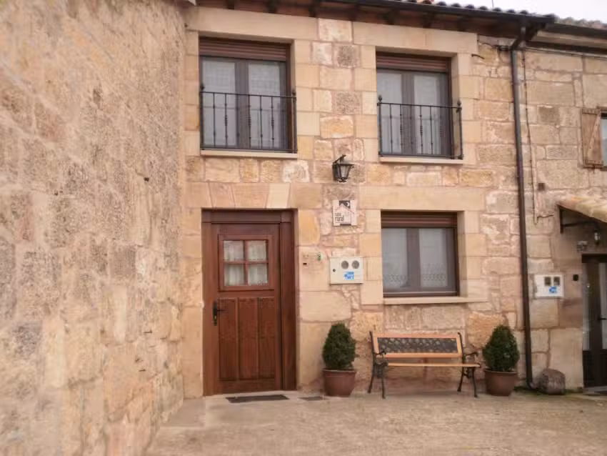 Casa Rural La Caba&ntilde;a De Mozoncillo