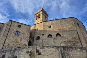 Casa Rural “La Casona de Ujué”.