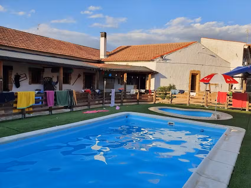 Casa Rural &ldquo;La Cueva de Cirondo&rdquo;.