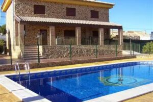 Casa Rural La Mas&iacute;a