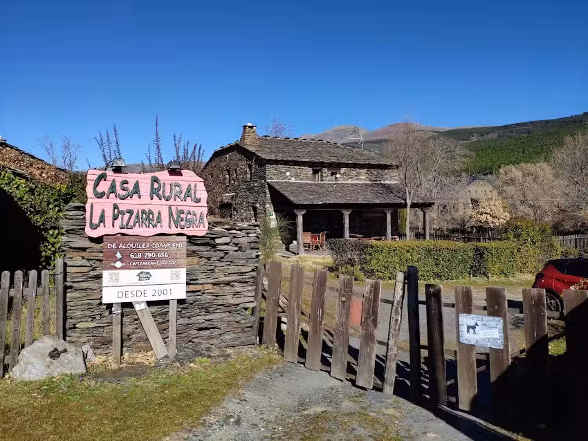 Casa Rural &ldquo;La Pizarra Negra&rdquo;
