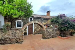 Casa Rural La Pos&aacute;. CR-CC-221