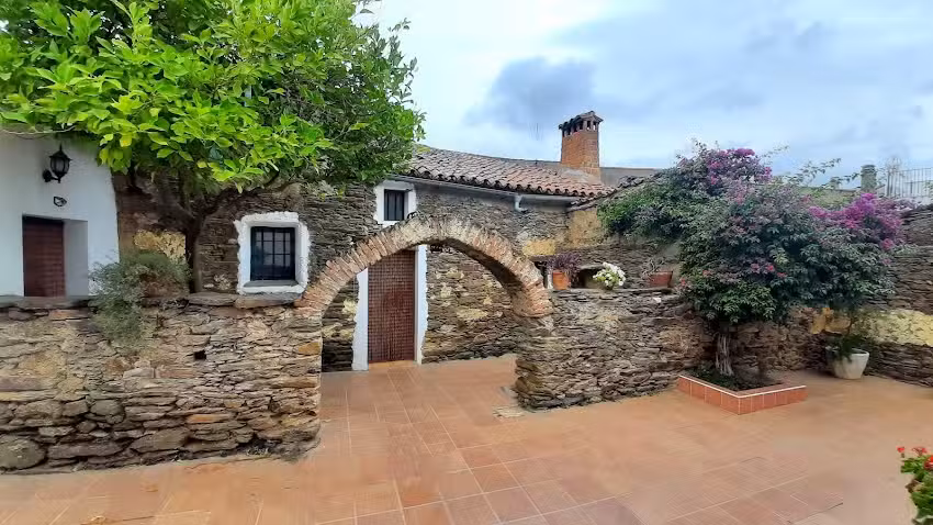 Casa Rural La Pos&aacute;. CR-CC-221