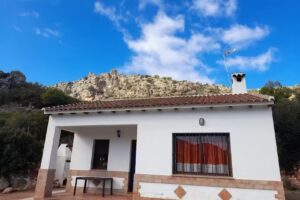 Casa Rural &laquo;La Solana de Tur&oacute;n&raquo;