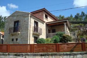 CASA RURAL LAR DE VILARI&Ntilde;O