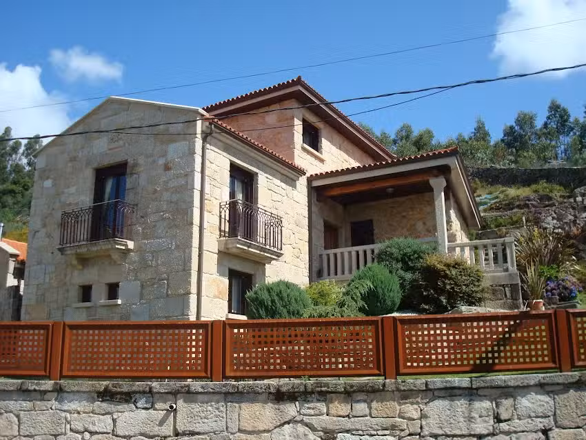 CASA RURAL LAR DE VILARI&Ntilde;O