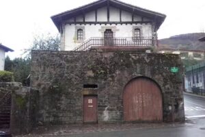 Casa Rural Larraenea