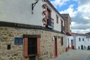 Casa Rural Las Pelliquerinas, Almoharín