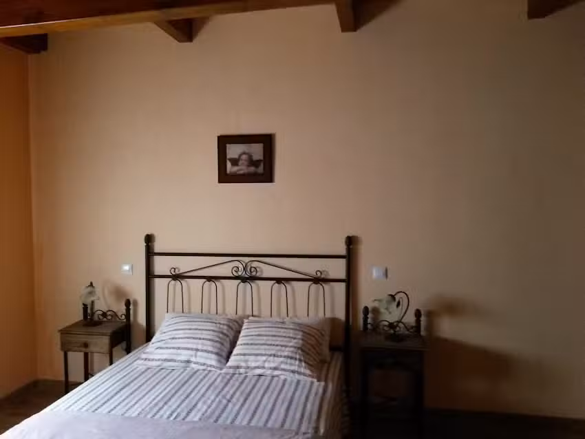 CASA RURAL LAS TRES TINAJAS