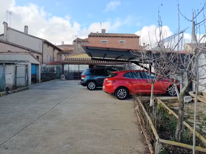 Casa Rural Los Aladros