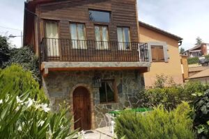 Casa Rural Los Arcos de Barasona.