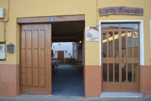 CASA RURAL Los Ll&aacute;ganos