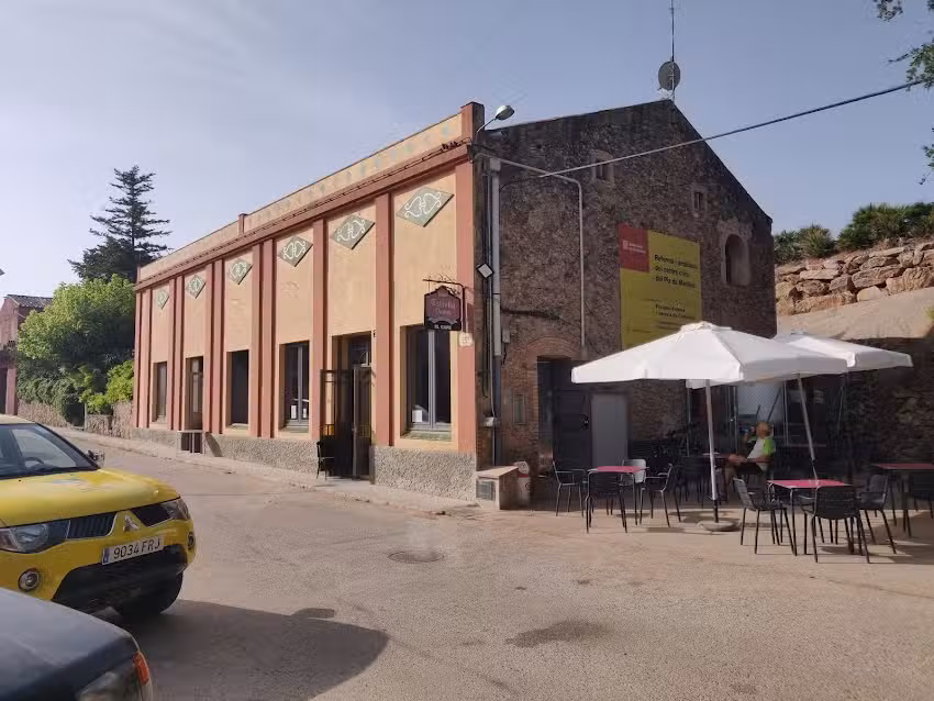 Casa Rural Mas&iacute;a Els Cups