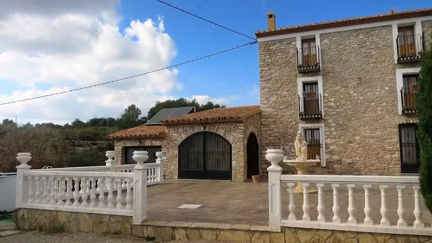CASA RURAL &ndash; Mas&iacute;a L&rsquo; Estela