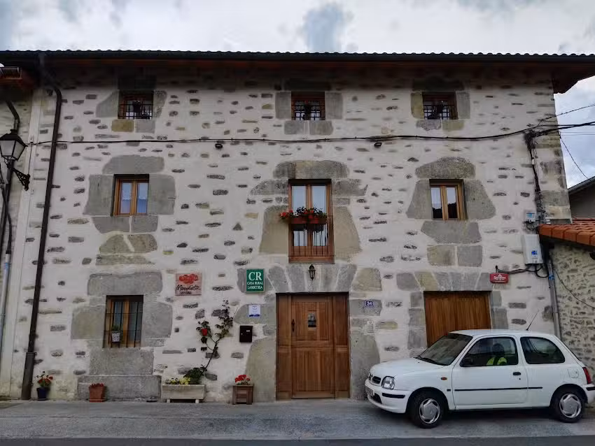 Casa Rural Mendieta Etxea