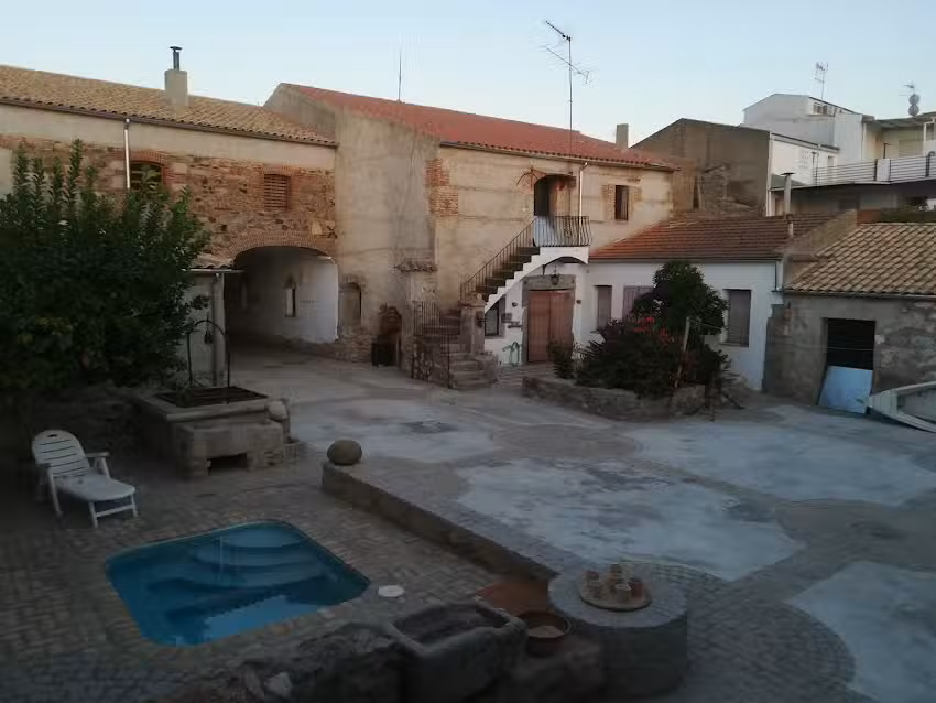 casa rural montenegro