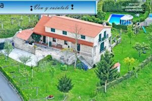 Casa Rural Os Carballos