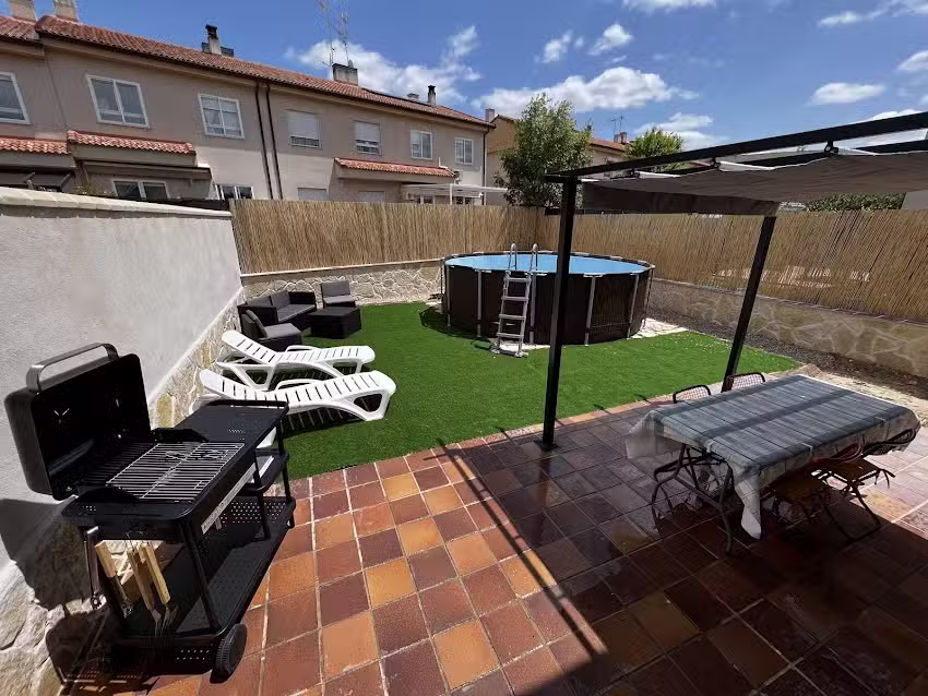 Casa rural para 7 personas: con piscina y barbacoa