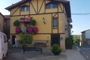 Casa Rural R&iacute;o Tir&oacute;n