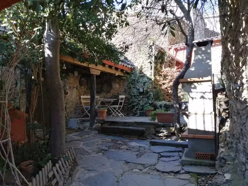 Casa Rural &ldquo;Sobre F&aacute;bulas&rdquo;.