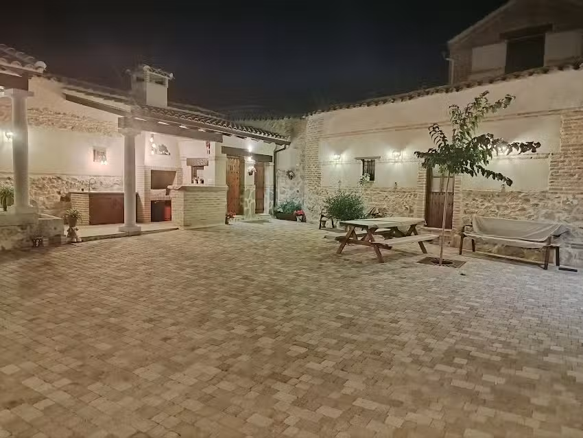 CASA RURAL TOLANCA &ndash; CERCA DE PUY DU FOU Y TOLEDO