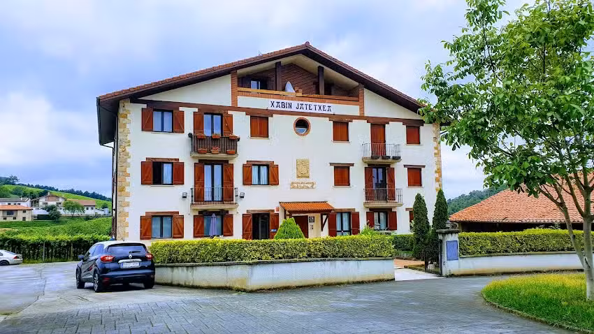 CASA RURAL Xabin Etxea