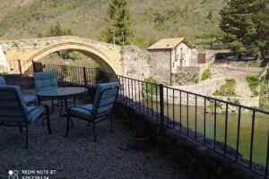 CASA SOBRE EL RIO NOGUERA PALLARESA