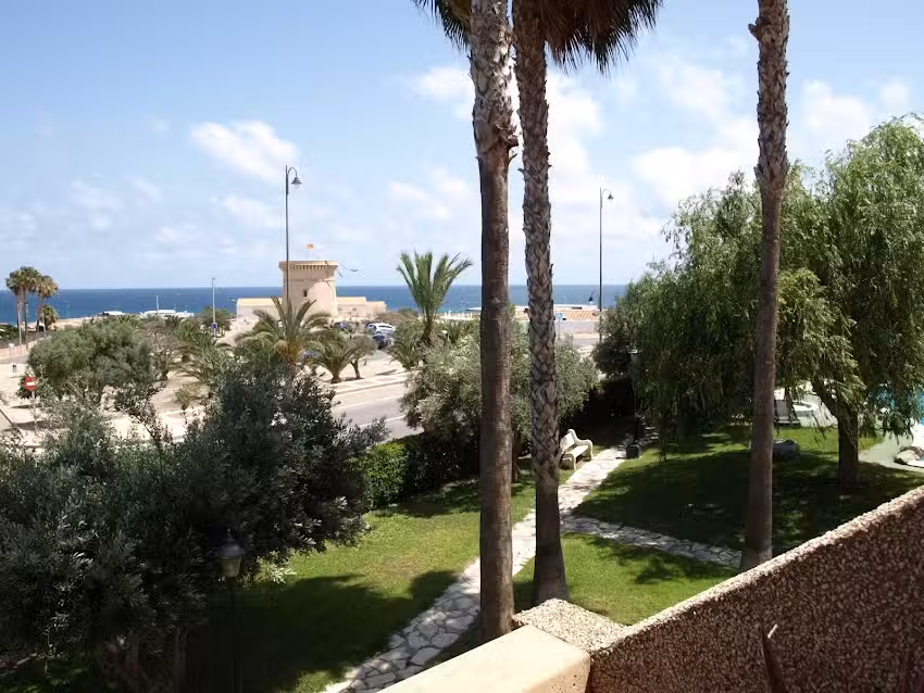 Casa Sophia, two beautiful sea viewing apartments