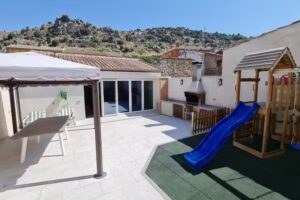 Casa T&iacute;o Peguero