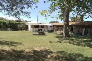 Casa tur&iacute;stica bar