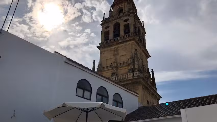 Casa Tur&iacute;stica La Torre