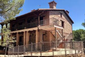 Casa Valdesanmartin | Country House &middot; Pool &middot; Paddel &middot; 1h from Madrid