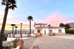 &ldquo;CasaBlanca&rdquo; Villa Rural.