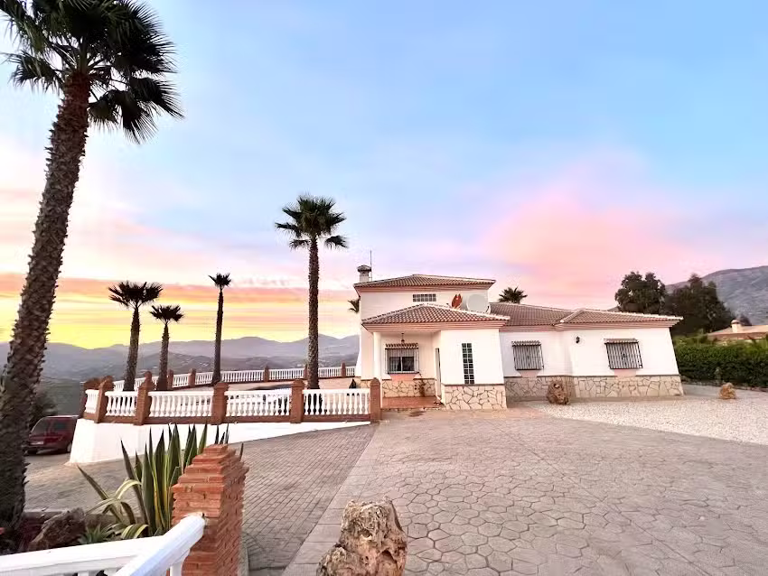 &ldquo;CasaBlanca&rdquo; Villa Rural.