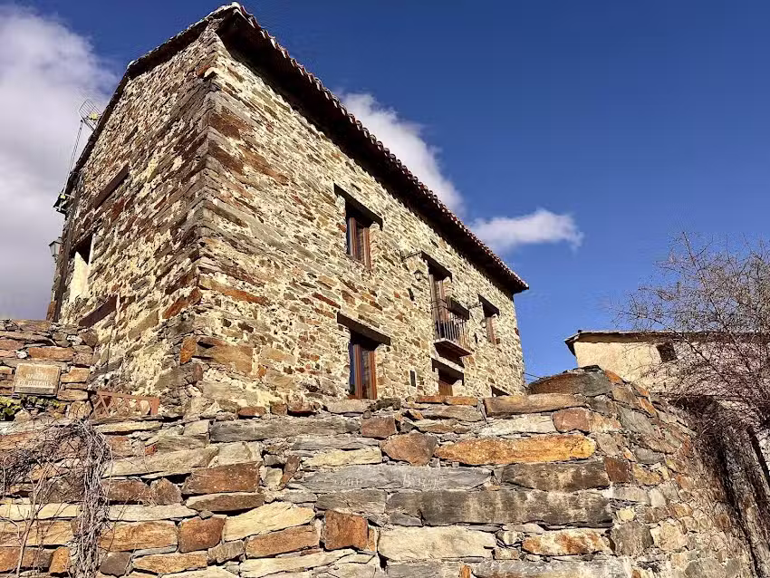 Casas Rurales El Bul&iacute;n de Patones