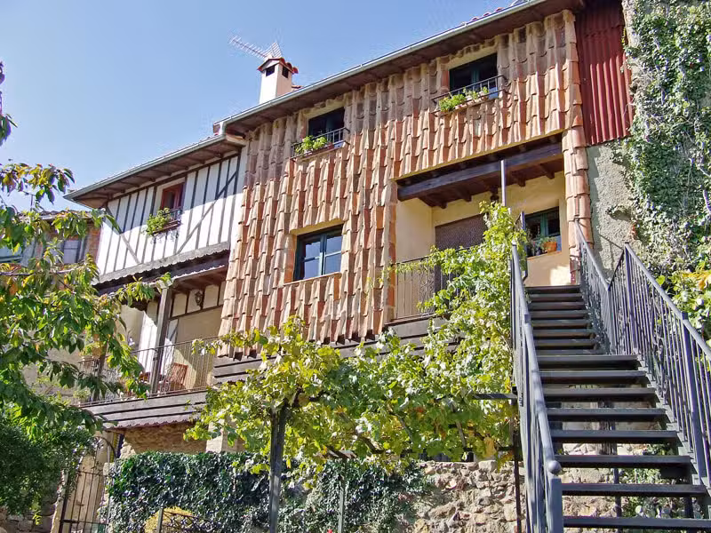 Casas Rurales El Ca&ntilde;o Chico y La Fuente