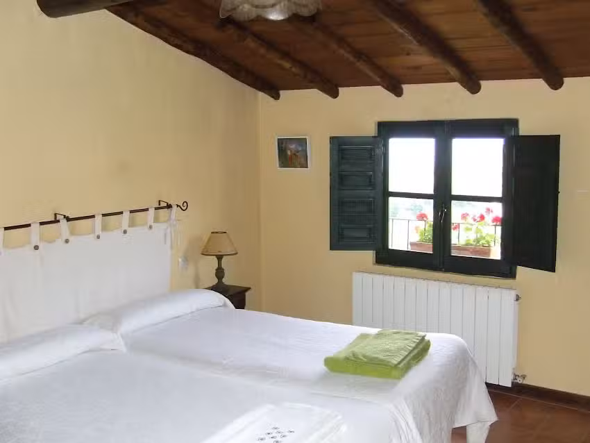 Casas rurales Fuente y Ca&ntilde;o Chico