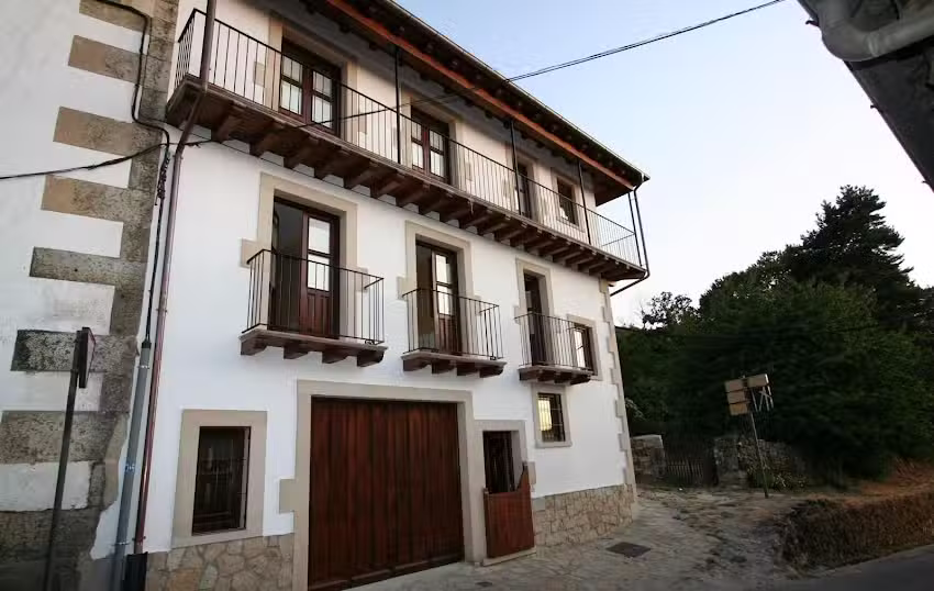 Casas Rurales Las Puentes De Candelario
