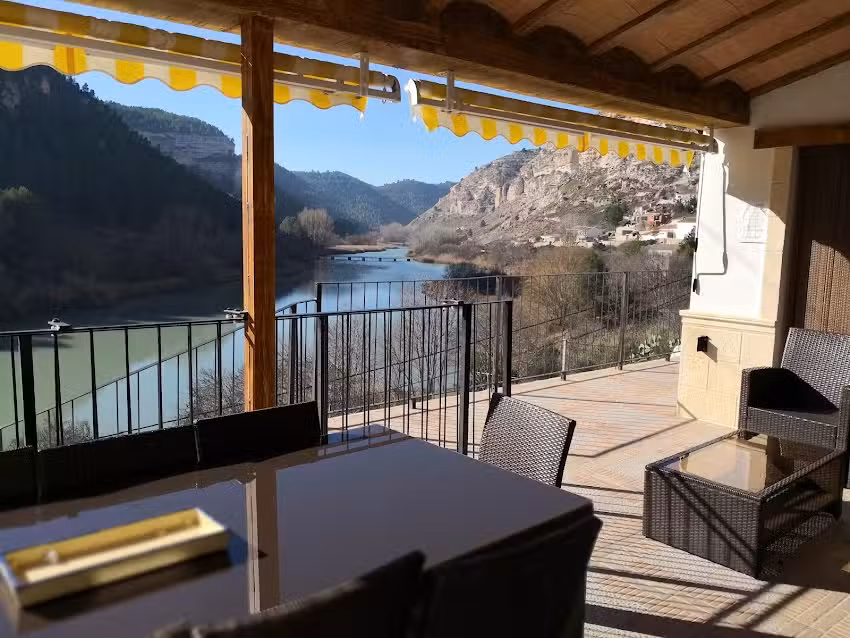 Casas Rurales R&iacute;o J&uacute;car / Casas Rurales Alcal&aacute; del J&uacute;car