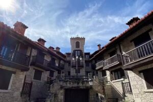 Casas rurales y Apartamentos El Real de Bohoyo. Gredos. Ávila