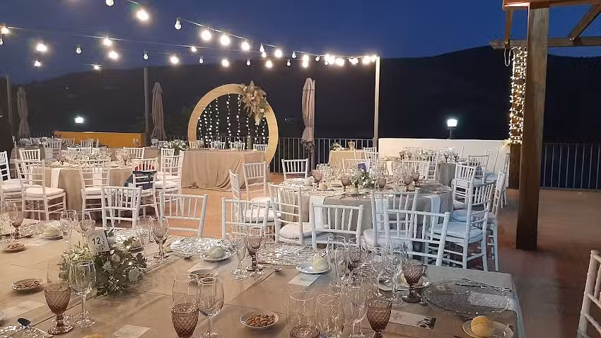 Caser&iacute;o de Izn&aacute;jar Hotel &ndash; Restaurante