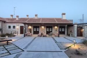 Caser&iacute;o Fuentesclaras