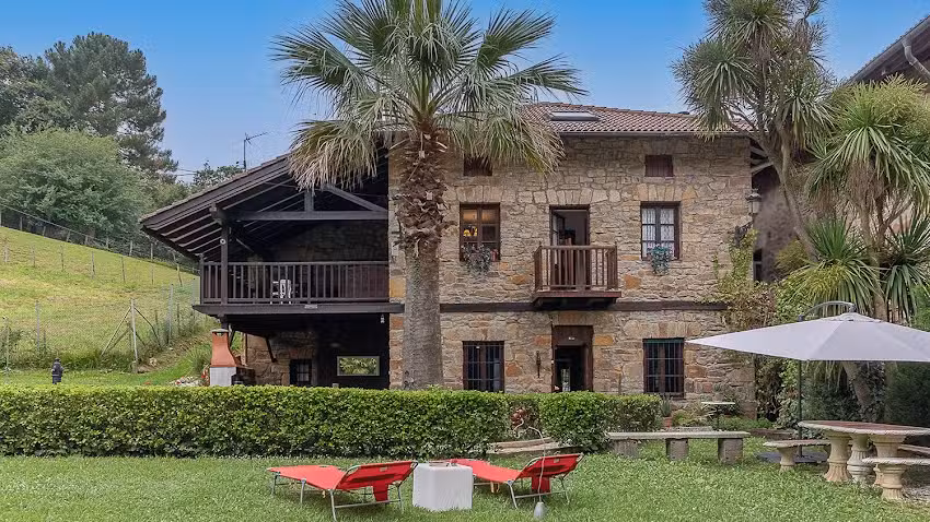 Caser&iacute;o Urikosolo