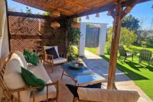 Casita C&aacute;rtama-Holiday home with jacuzzi 20 minutes from M&aacute;laga
