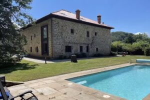 Casona de Córdoba con escudo de armas de Concha