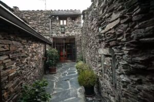 Casona de Majaelrayo