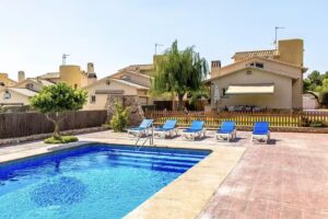 Catalunya Casas: Villa Roda Costa Dorada