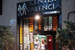Center Valencia Youth Hostel