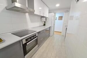 C&eacute;ntrico apartamento en Valencia pr&oacute;ximo parada de metro &Aacute;ngel Guimer&agrave;