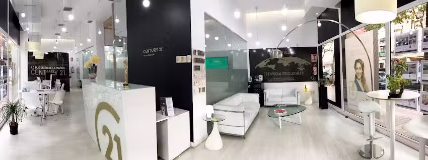 CENTURY 21 Metro Cuadrado